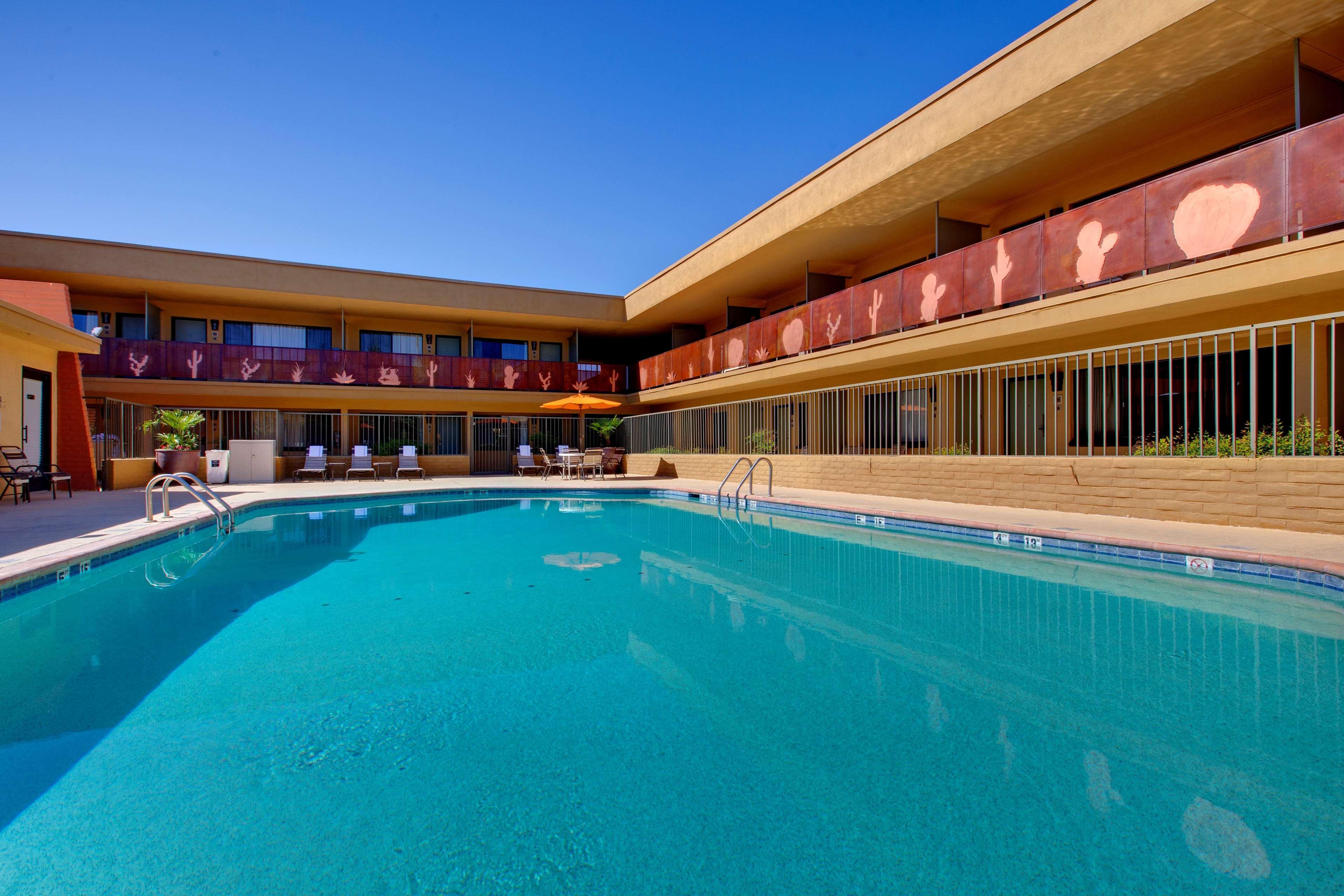 Best Western Royal Sun Inn & Suites Тусон Екстер'єр фото